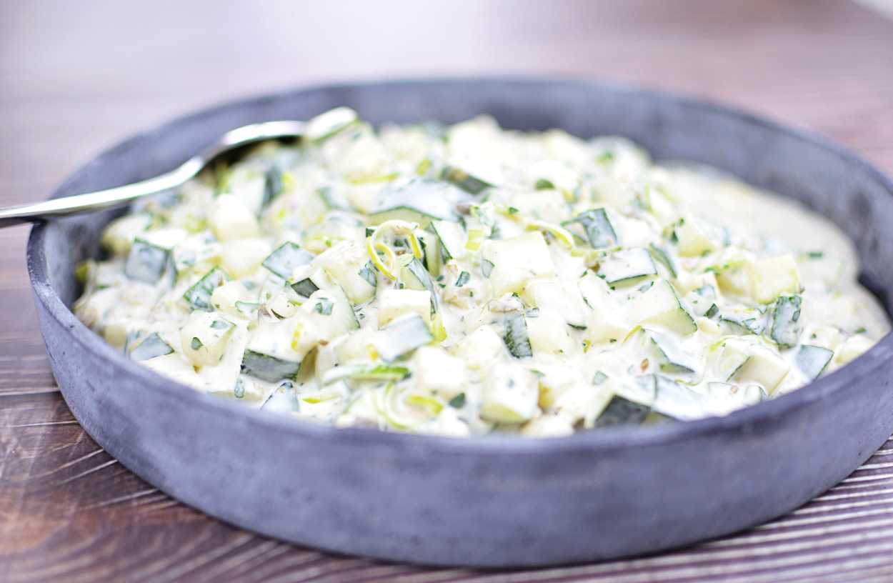 Falsk potatissallad (LCHF-potatissallad) Falsk potatissallad (LCHF-potatissallad)