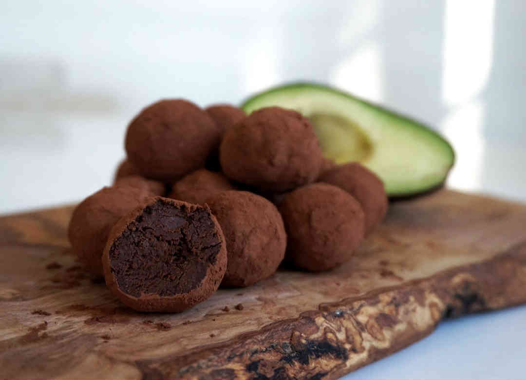 Cecilias avokadochokladbollar Cecilias avokadochokladbollar