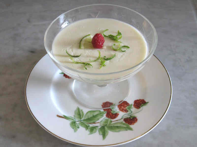 Kokos och limepannacotta Kokos och limepannacotta