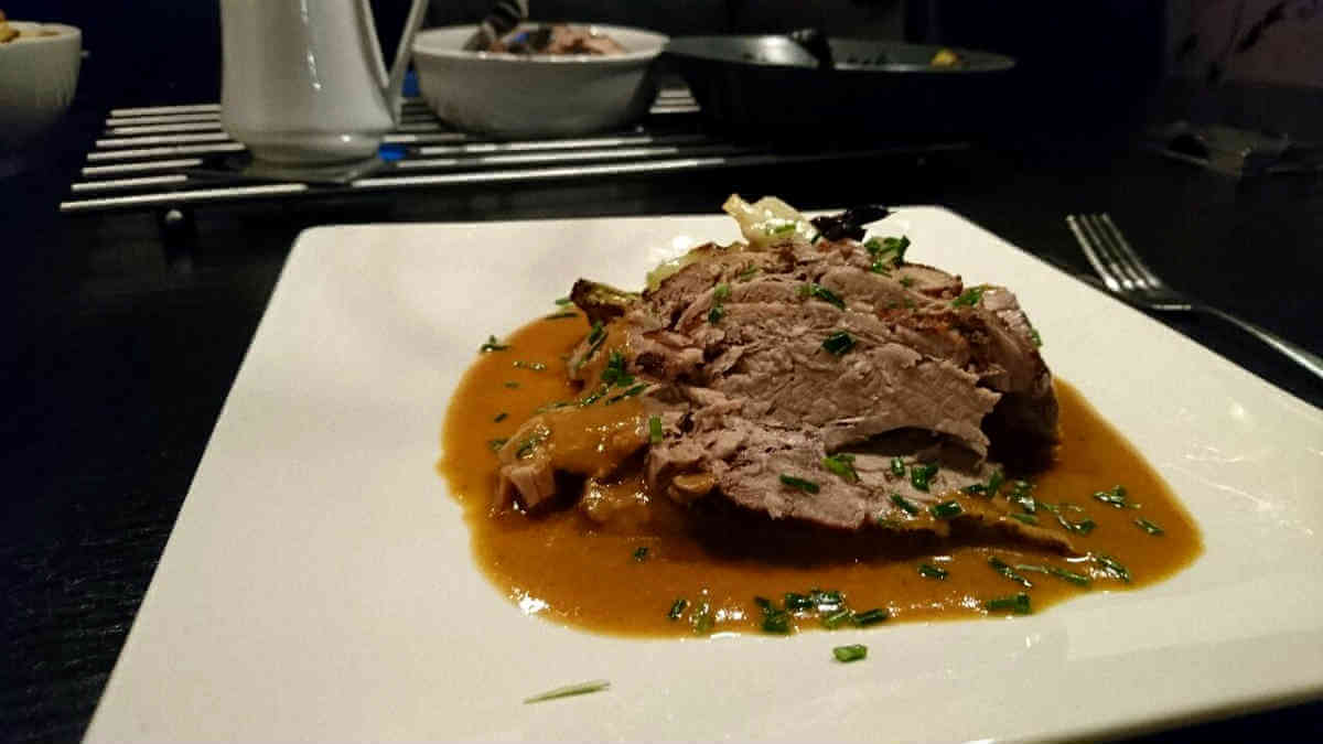 Långstekt karré med smak av citron Långstekt karré med smak av citron