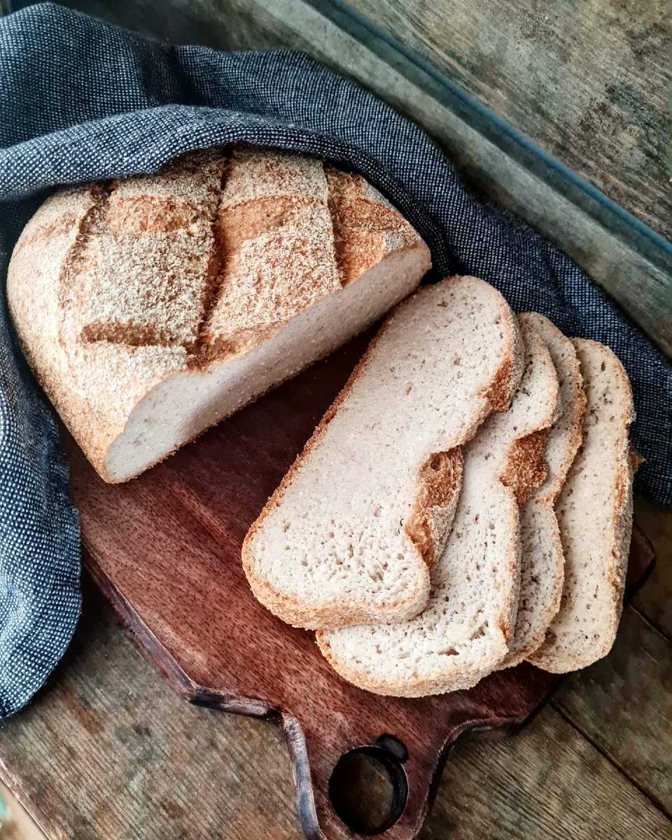 Falskt Surdegsbröd (lchf) Falskt Surdegsbröd (lchf)