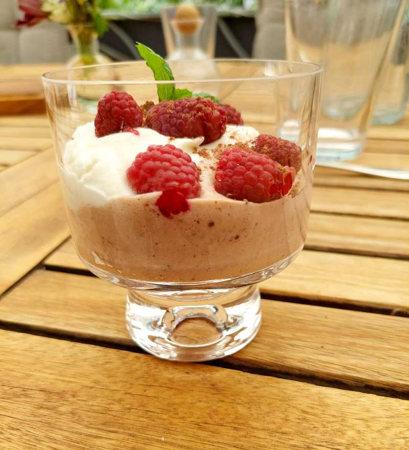 Snabb chokladmousse med kakao