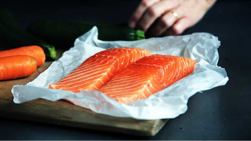 Smörstekt lax med Sandefjordsås 4 Smörstekt lax med Sandefjordsås | LCHF-arkivet