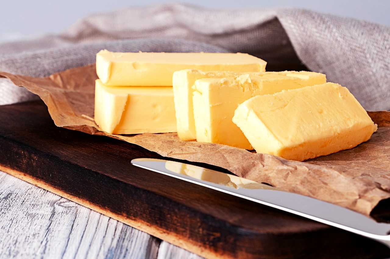 Ghee 3 Ghee framställs av smör.