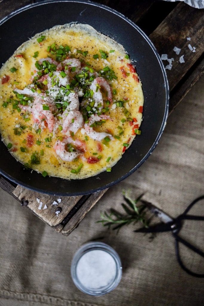 Räkomelett med örter och parmesan 4 Räkomelett med örter och parmesan | LCHF-arkivet