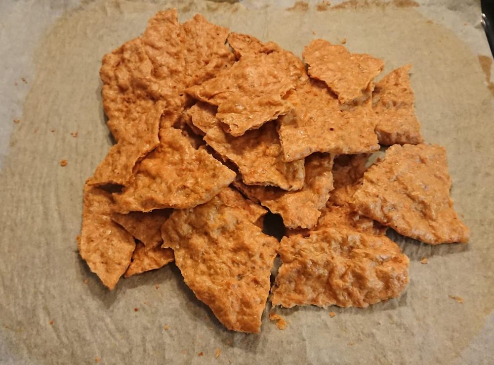 Krispiga kycklingchips på tre ingredienser Krispiga kycklingchips på tre ingredienser