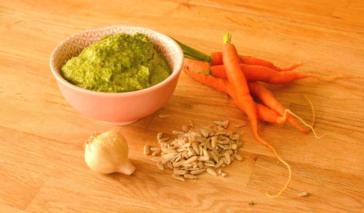 Morotsblastpesto Morotsblastpesto