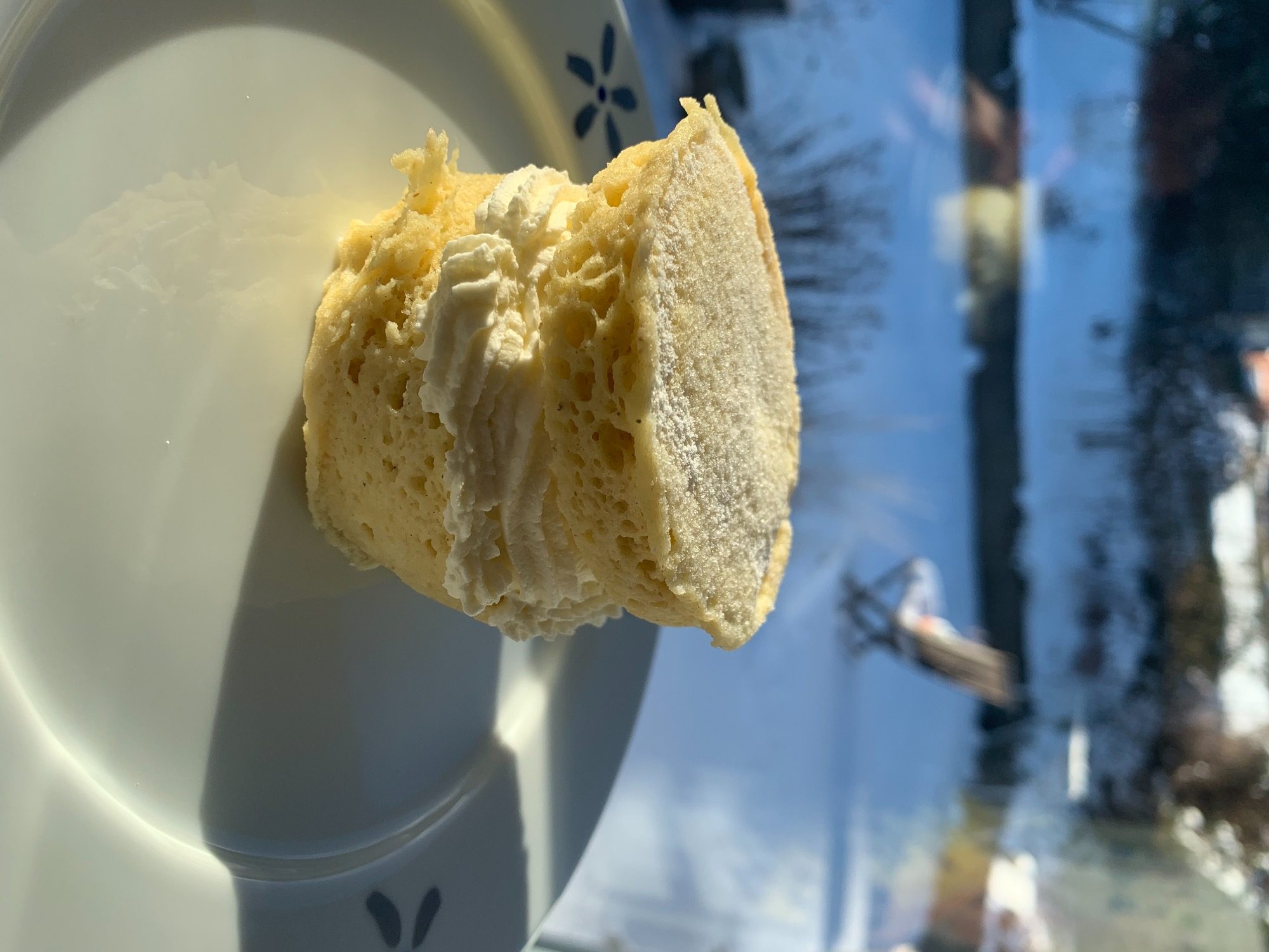 Semla på muggbröd